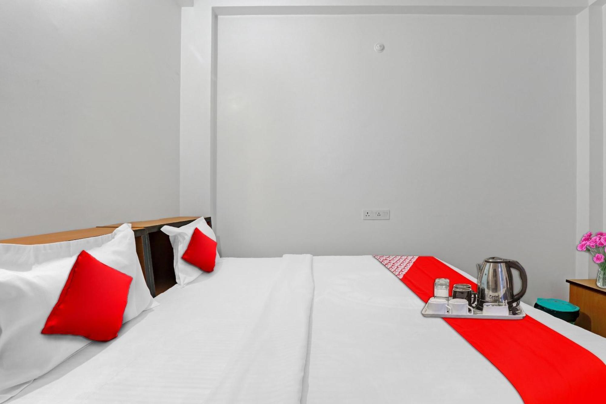 Hotel O Sai Galaxy Hotel & Restaurant Kanpur Extérieur photo